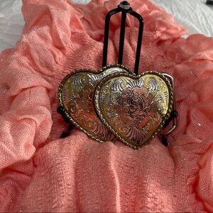 Gold colored and silver, double heart
Belt buckle
